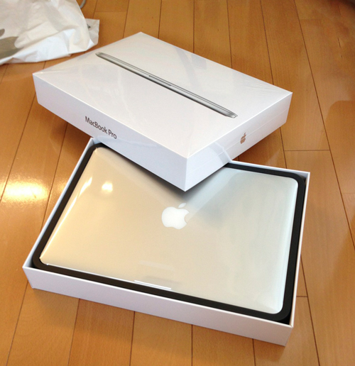 発売日に13インチ Retina MacBook Proをゲットしてほくほく(。´▽`)
