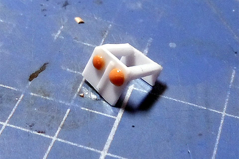 謎のパーツ