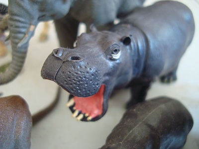 ブリテン社の動物フィギュア | YはYpsilonのY